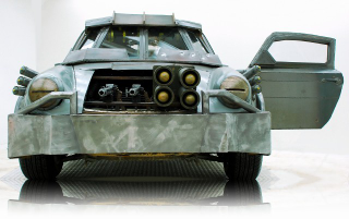 Illustration for article titled Buy The 1990 Porsche 911 From Death Race For $28,000